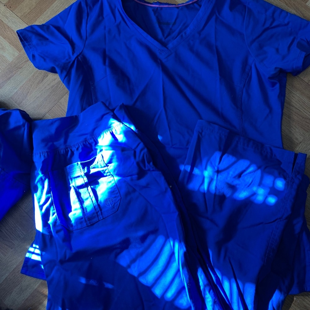 Scrub set size large